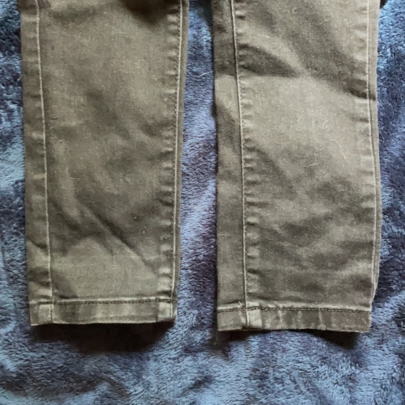 Black Noisy may Jeans - Picture 4 of 6